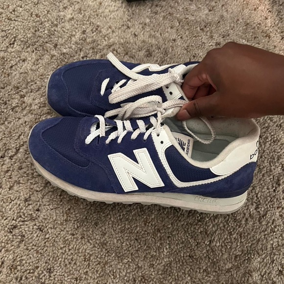 New Balance 574 - Picture 1 of 3